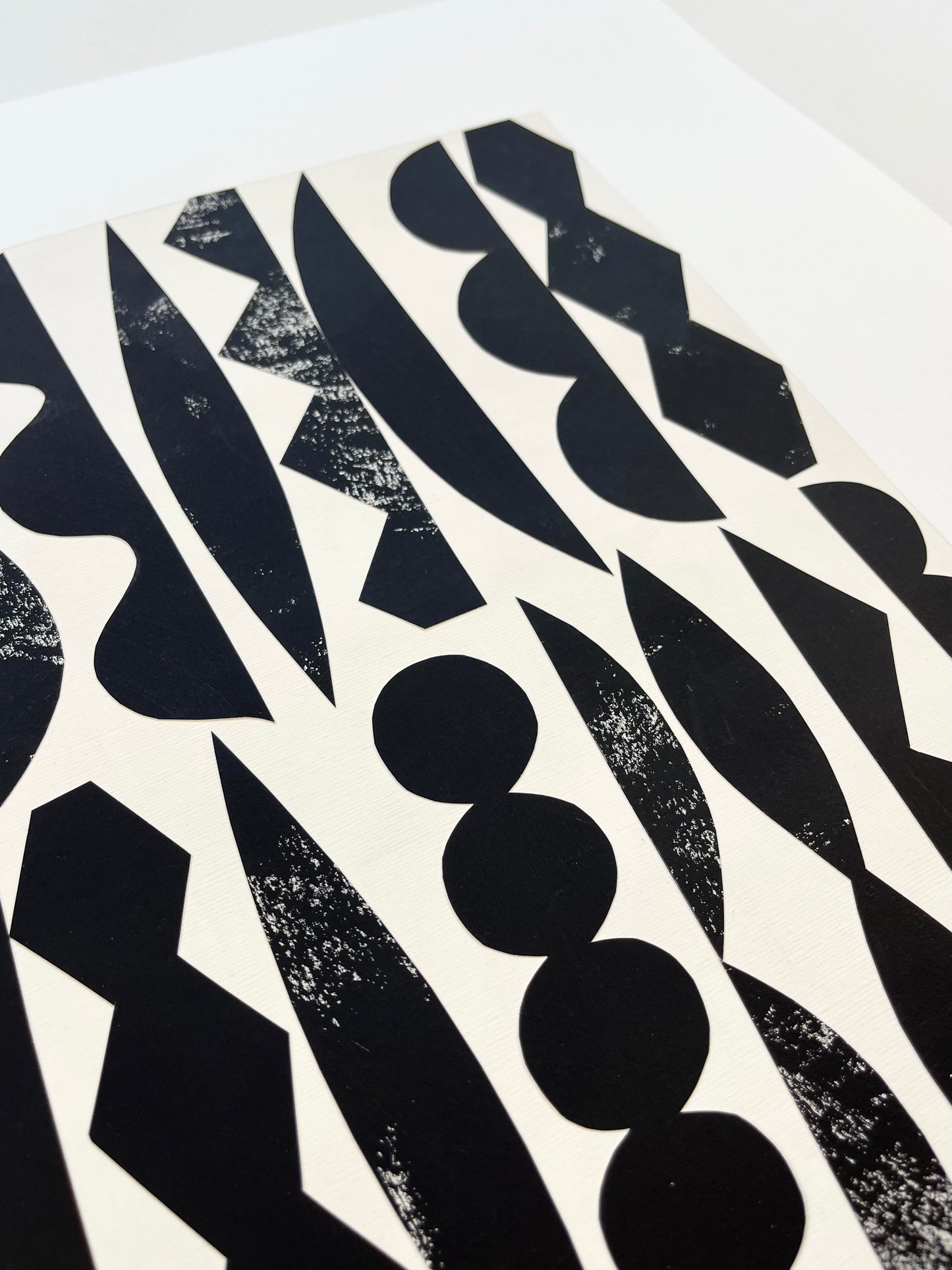 PAPER COLLAGE - MELODIE (BLACK)