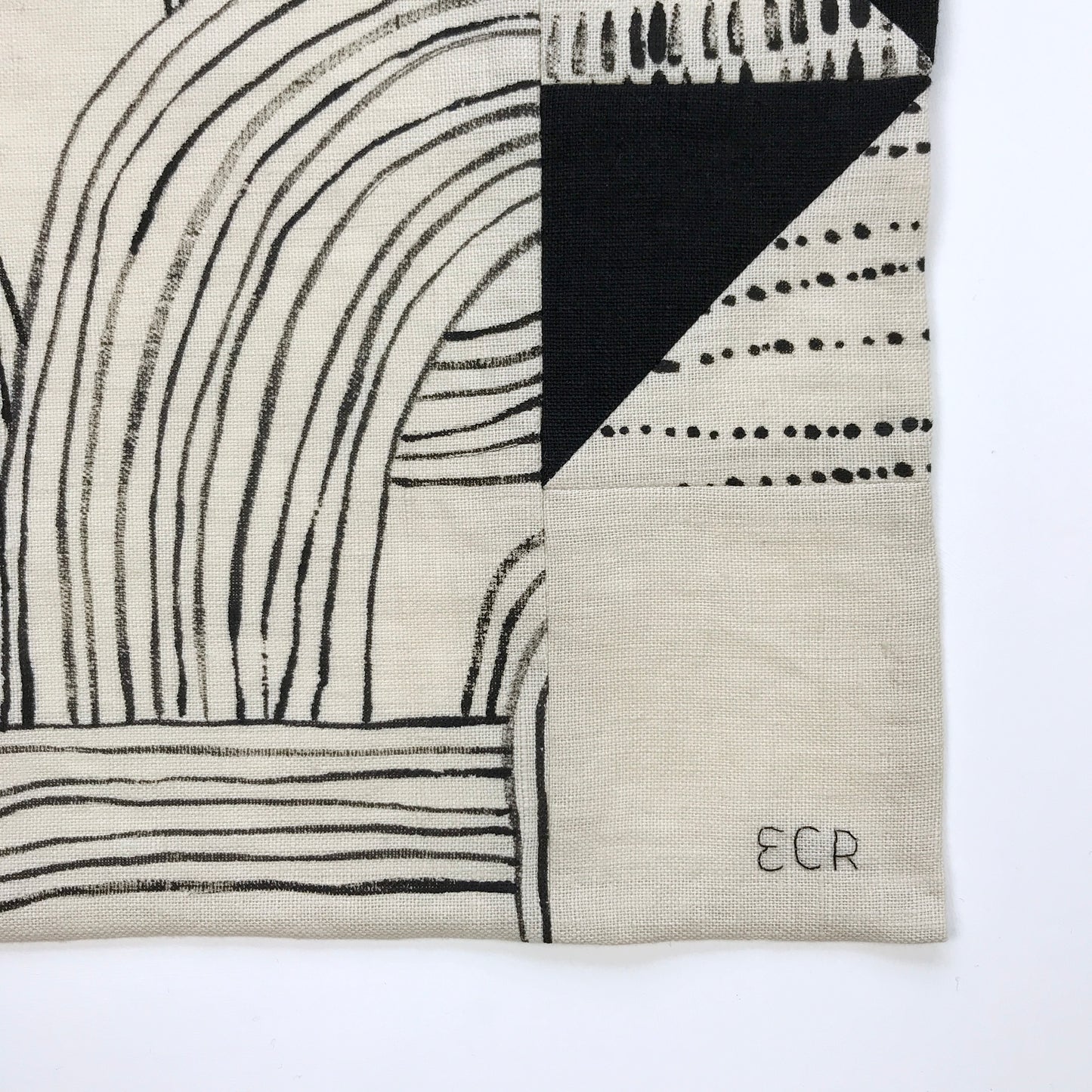 STITCHED TEXTILE - CURVES